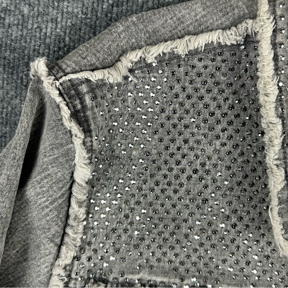 DG2 Diane Gilman 3X Grey Embellished Denim Jacket — Frayed & Studded - Picture 7 of 15